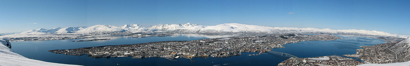 Vista panorámica de Tromsø dende Fløyá