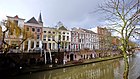 Bangunan di sepanjang kanal di Utrecht