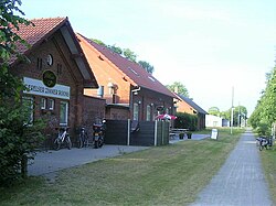 Stationsbygningen og Himmerlandsstien