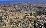 bağlantı=//upload.wikimedia.org/wikipedia/commons/thumb/a/aa/JERUSALEM THE OLD CITY & THE TEMPLE MOUNT.JPG/150px-JERUSALEM THE OLD CITY & THE TEMPLE MOUNT.JPG