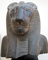 Секмет из храма Мут у Луксору, гранит, 1403–1365. п. н. е., у Националном музеју, Копенхаген