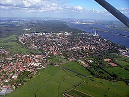 Flygfoto över centrala Wedel.