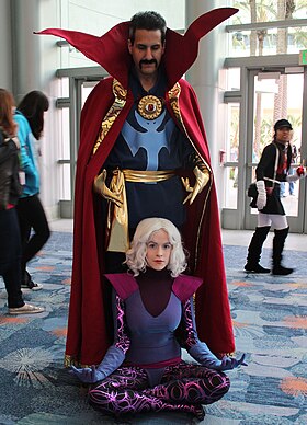 Cosplay du Docteur Strange et de Cléa.