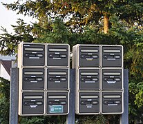 フランスのコミュニティの地区共同の郵便受け