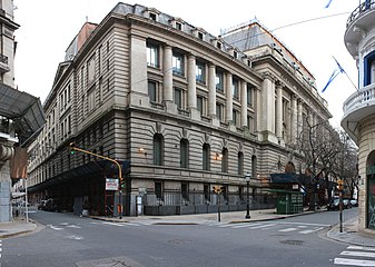 Techo a la mansarda del Colegio Nacional de Buenos Aires