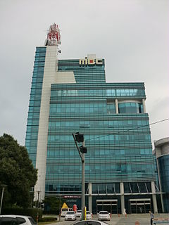 2004년 9월 22일에 준공한 MBC경남 진주방송 現 가좌동 사옥