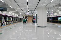萧山国际机场站采用纸飞机形天花板体现“云上的日子”设计理念