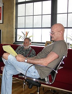 Ken Wilber (a háttérben Bernard Glassman)