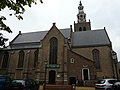 Zevenbergen: Iglesia protestante de Santa Catalina, siglo XV, reconstrruida tras la Segunda Guerra Mundial.[3]​
