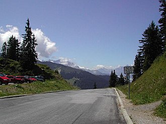 Straßenscheitel Richtung Süden