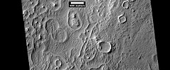 Кільцюваті структури в кратері, знімок MRO