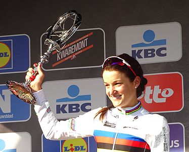 Elizabeth Armitstead en 2016.