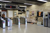 2019年11月10日，閘機被示威者破壞，導致車站需要關閉