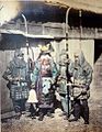 侍風の男たちと鎖帷子（1870年代）