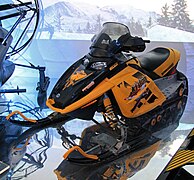 Ski-Doo Bombardier de Meurs un autre jour (2002)