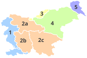 La Carinthie (3) est l'une des cinq régions historiques de Slovénie.