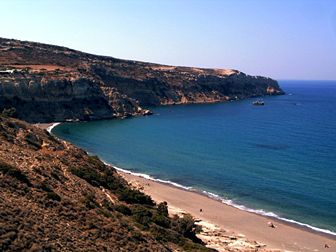 La plage de Komos sur la côte méridionale de la Crète, Grèce. (définition réelle 1 024 × 768*)