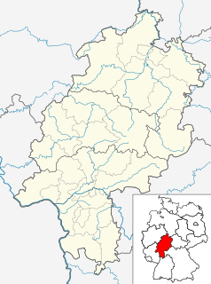 Mapa konturowa Hesji, blisko centrum po lewej na dole znajduje się punkt z opisem „Bad Homburg vor der Höhe”