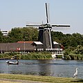 Molen De Eenhoorn, gezien over het Spaarne