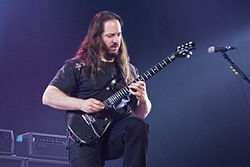 John Petrucci 2012-ben