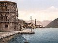 Postal donde se aprecia la arquitectura veneciana de Perasto en 1900