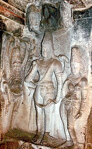 Gangadhara (Shiva) në shpellën Ravana phadi.