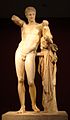 Praxíteles: Heirmes cul anfante Dionísio, possiblemente oureginal. Museu Arqueológico de Oulímpia