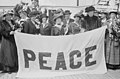 US-amerikanische Delegierte im April 1915 an Bord der MS Noordam, darunter Jane Addams, Annie E. Malloy und Emmeline Pethick-Lawrence