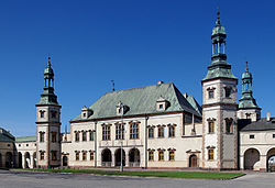 Biskupský palác