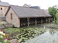 Le lavoir public.