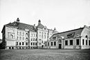 Hofseite mit Turnhalle (1902)