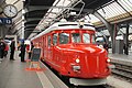 Roter Pfeil im Bahnhof Zürich