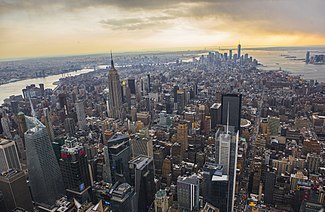 Khung cảnh nhìn từ Midtown Manhattan, hướng về phía nam đến Lower Manhattan