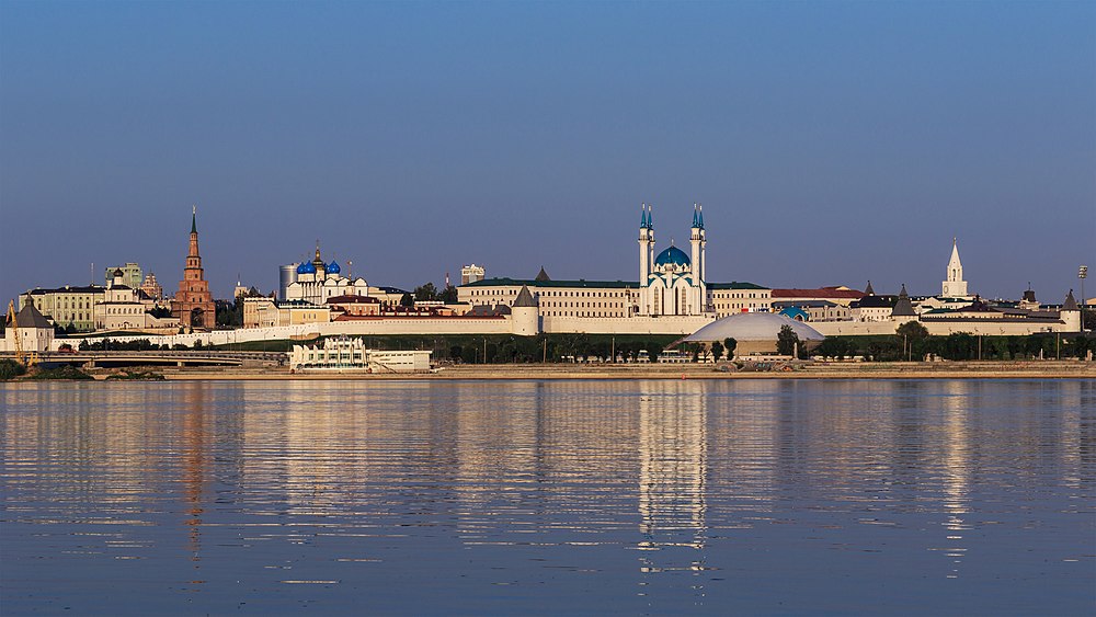 Kazan Kremlin exterior view 08-2016 img3.jpg