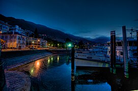 Locarno dans la nuit.