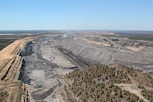 Saraji coal mine, Dysart, Queensland, 2012.jpg