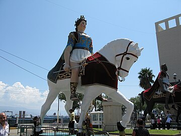 De traditionele reuzen van Mata en Grifone festival gevierd in de tweede week van augustus Messina