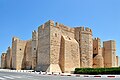 Murs crénelés et tours du ribat de Monastir.