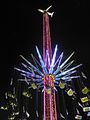 Star Flyer von Goetzke (55 Meter hoch, 48 Sitzplätze) auf der Allerheiligenkirmes in Soest am Abend