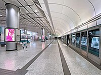機場快綫1號月台（2022年6月）