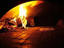 A oven pizza murub kayu, jinis oven masonry