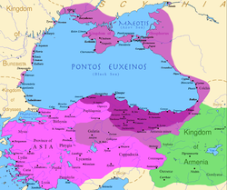 Kerajaan Pontos pada puncak kejayaannya: sebelum pemerintahan Mithridates VI (ungu tua), setelah penaklukan awalnya (ungu), dan penaklukan-penaklukan dalam Perang Mithridates Pertama (merah muda)