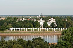 雅羅斯拉夫庭院