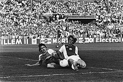 1982. május 15. Ajax – AZ'67 3-2. Spelbos (balra) és Wim Kieft (jobbra).