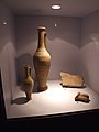 În stânga, două amfore pentru garum, descoperite la Pompeii