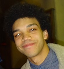 Description de l'image Justice Smith (32517668231) (cropped1).jpg.