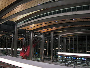 Overview of the Ticketing deck at Terminal B