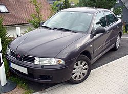 Mitsubishi Carisma Schrägheck (1999–2002)