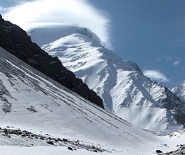 Nošakas nuo alpinistų bazės