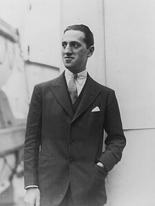 O compositor estausunidense George Gershwin, en una imachen d'os anyos 1920 u anyos 1930.
